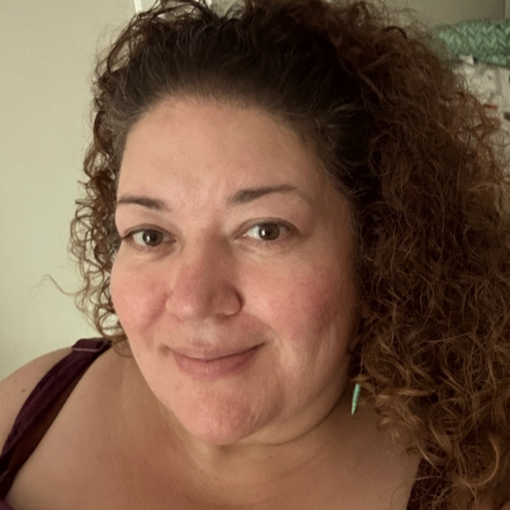 Meet your Posher, Antigone